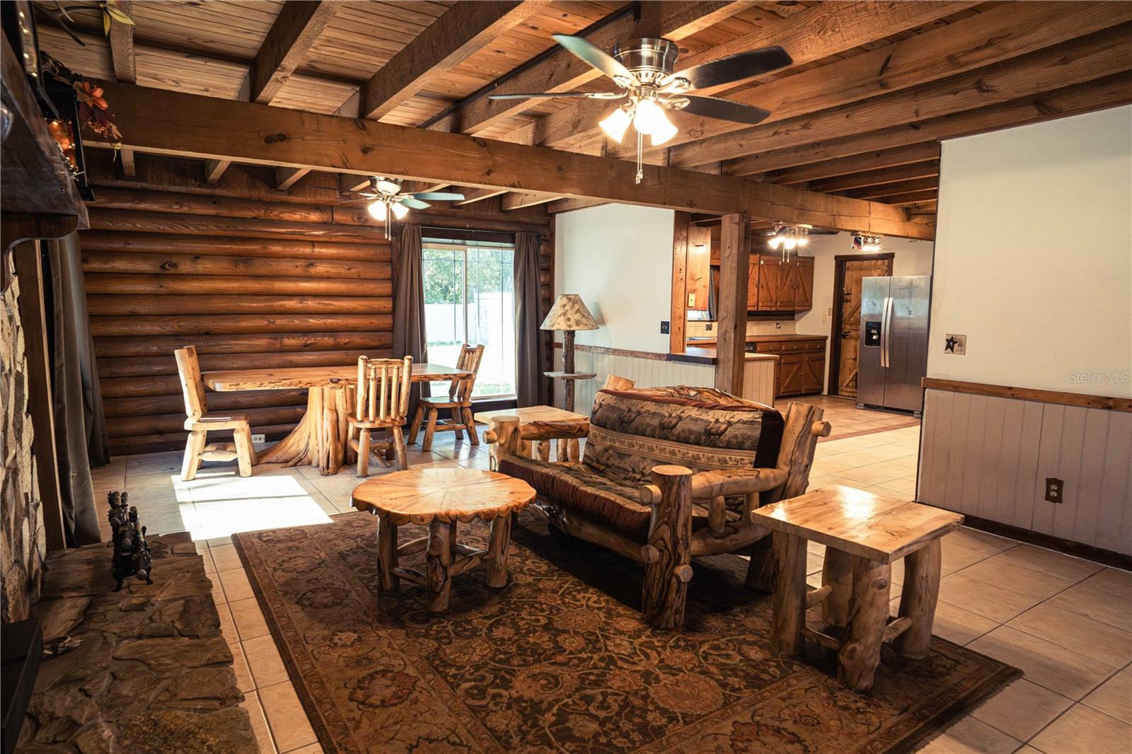 PLAZA SUB - Residential