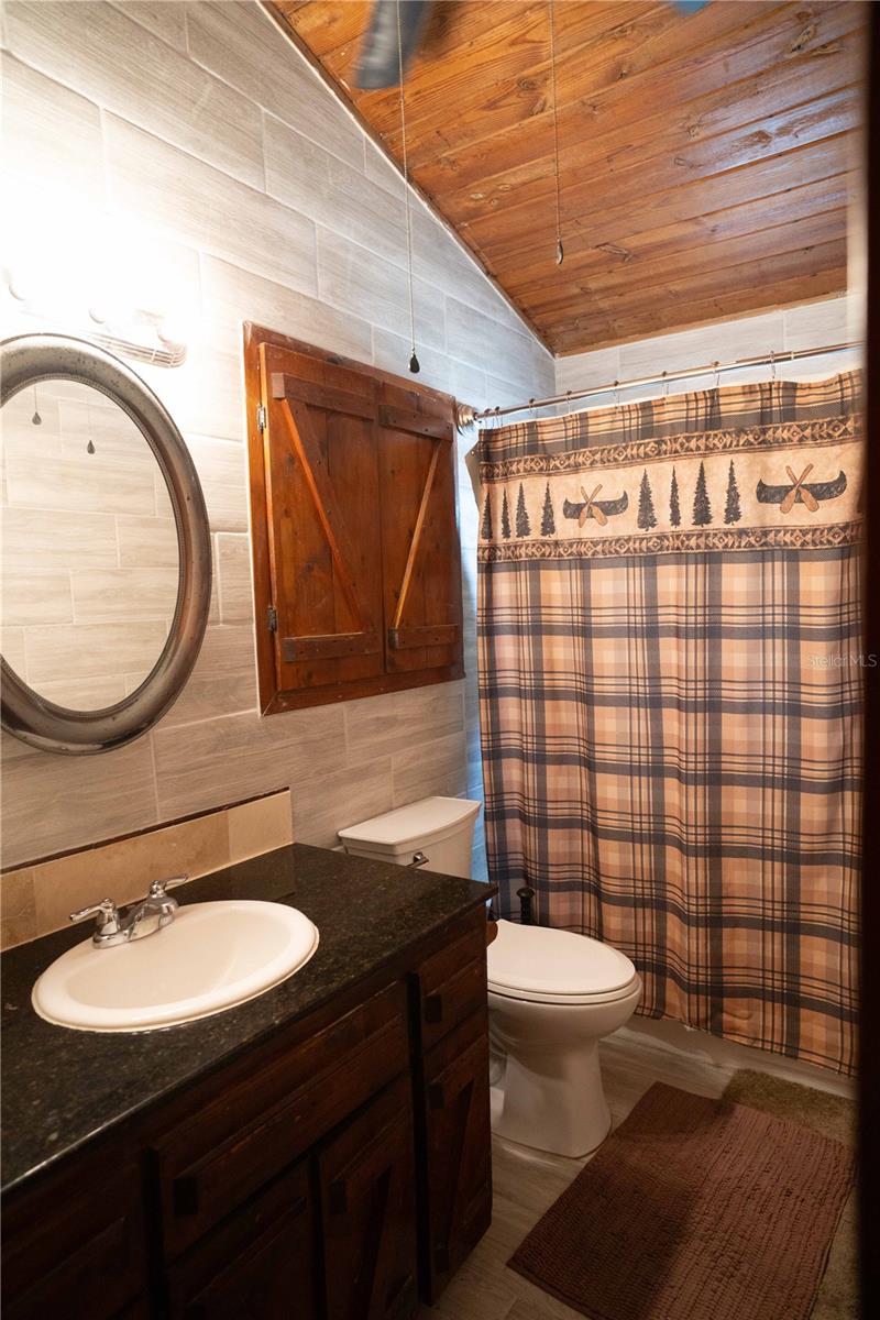 PLAZA SUB - Residential