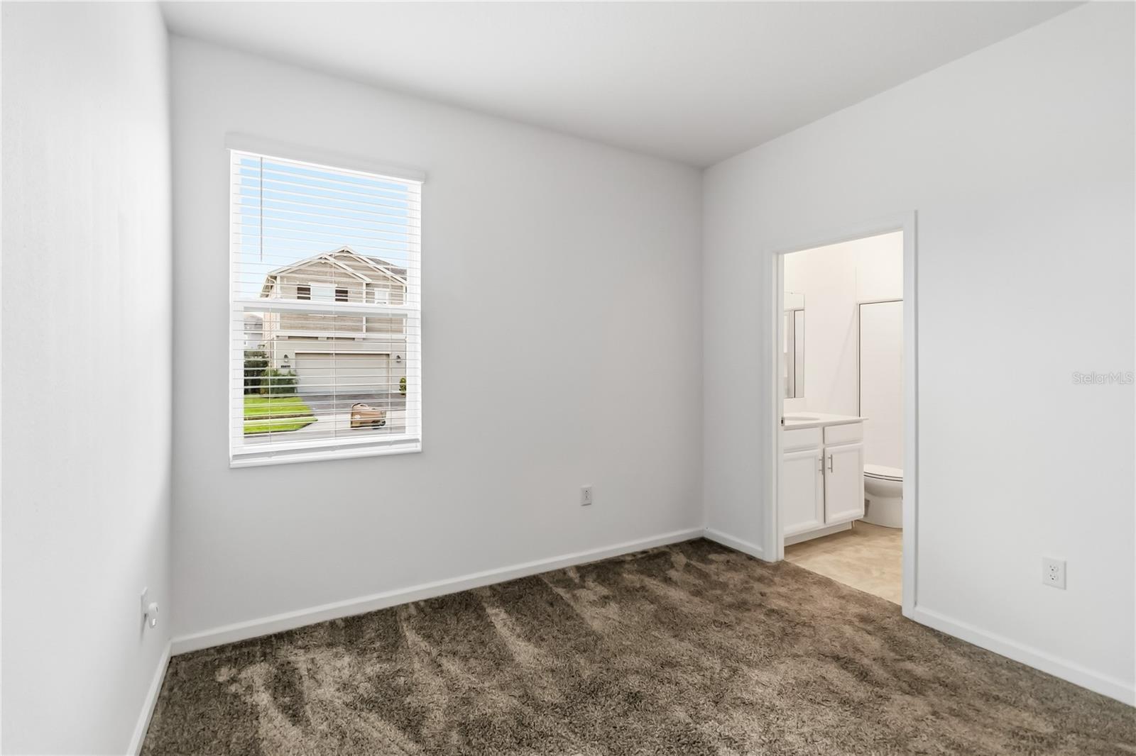 PINE GLEN - Residential