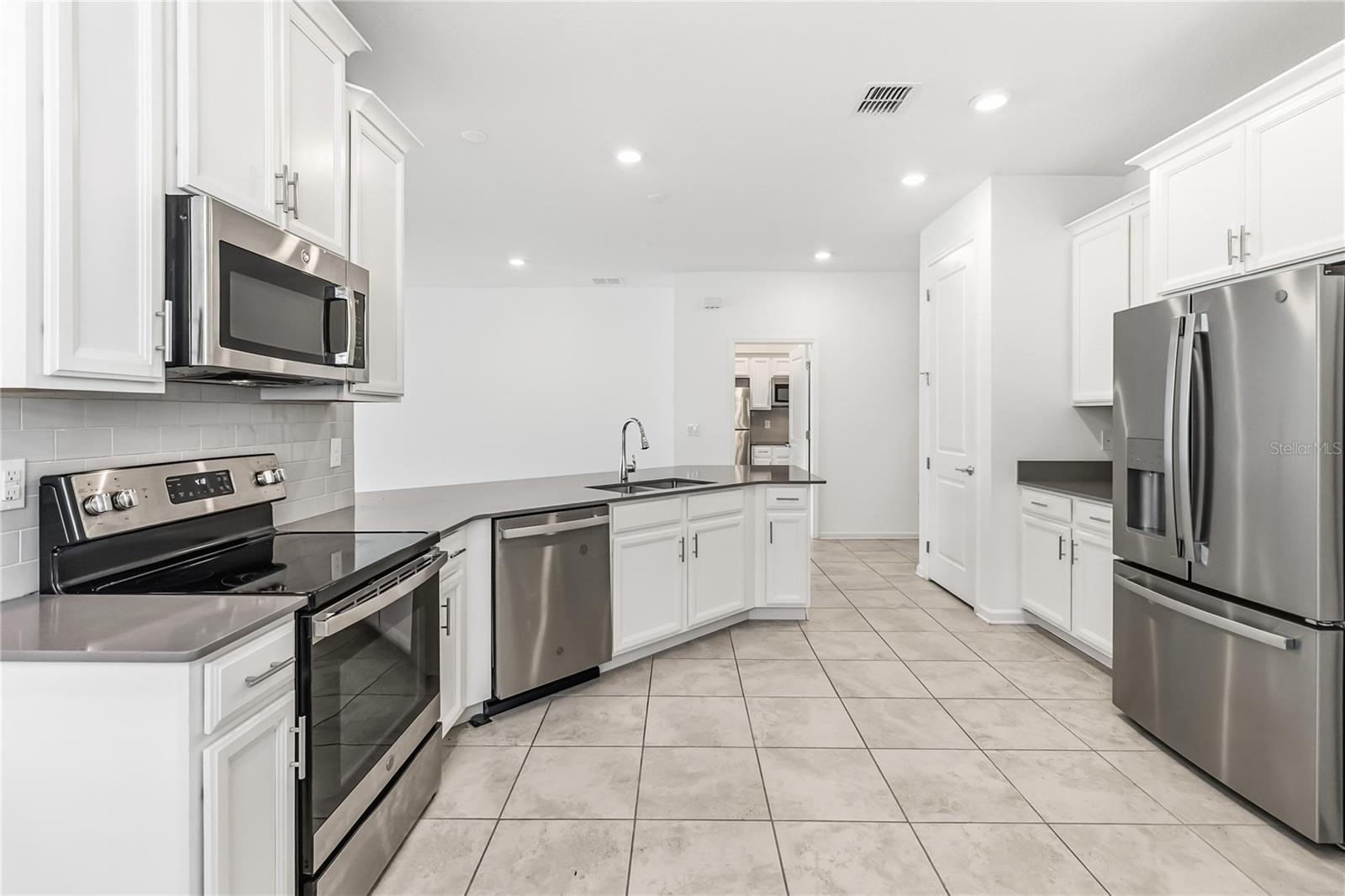 PINE GLEN - Residential