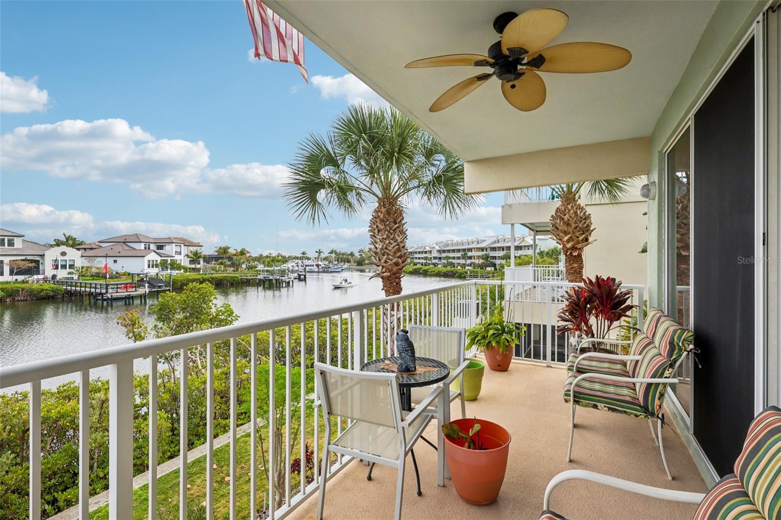 BAHIA BEACH TOWNHOMES PH 1A - Residential