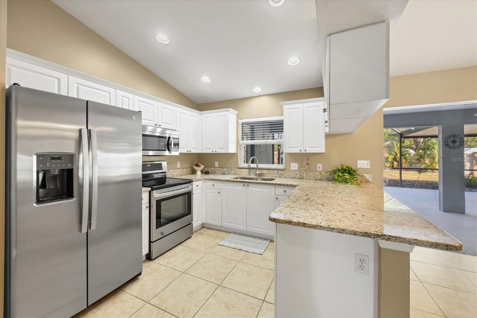 RIVERS EDGE - Residential