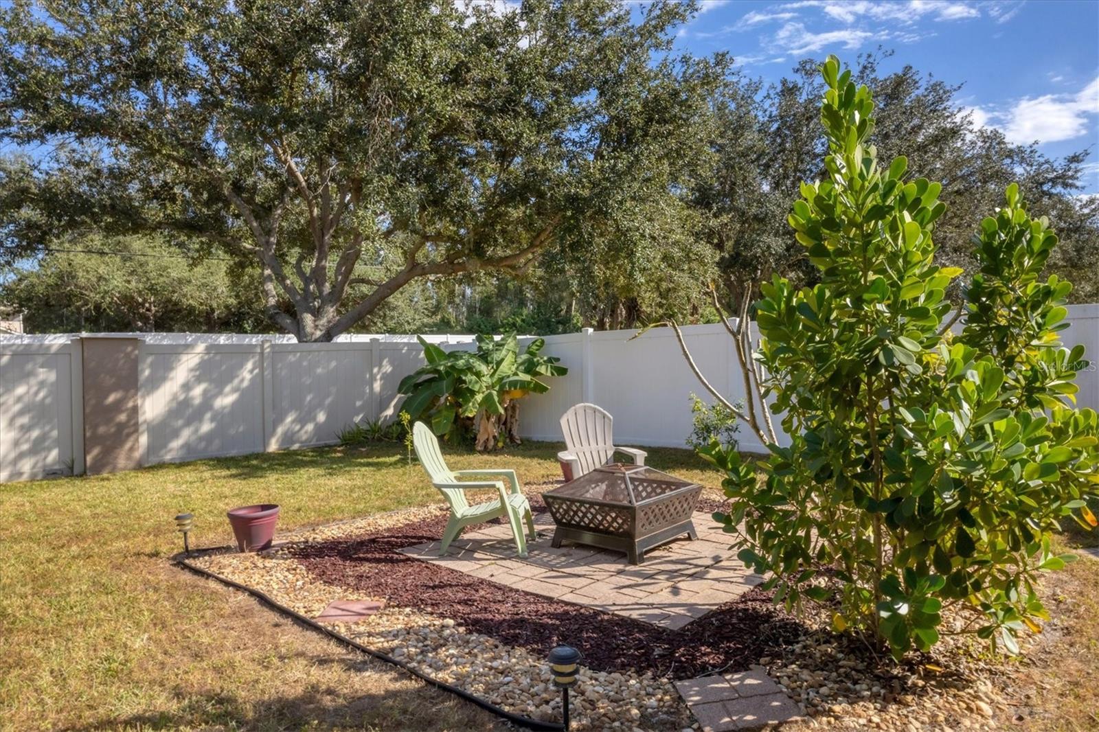 RIVERS EDGE - Residential