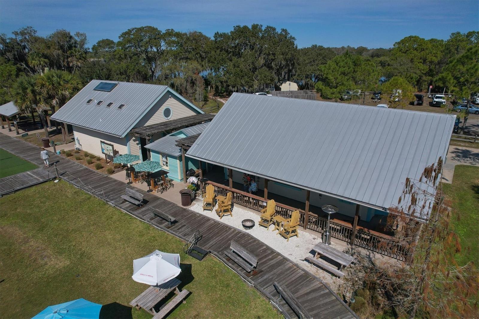 RIVERS EDGE - Residential