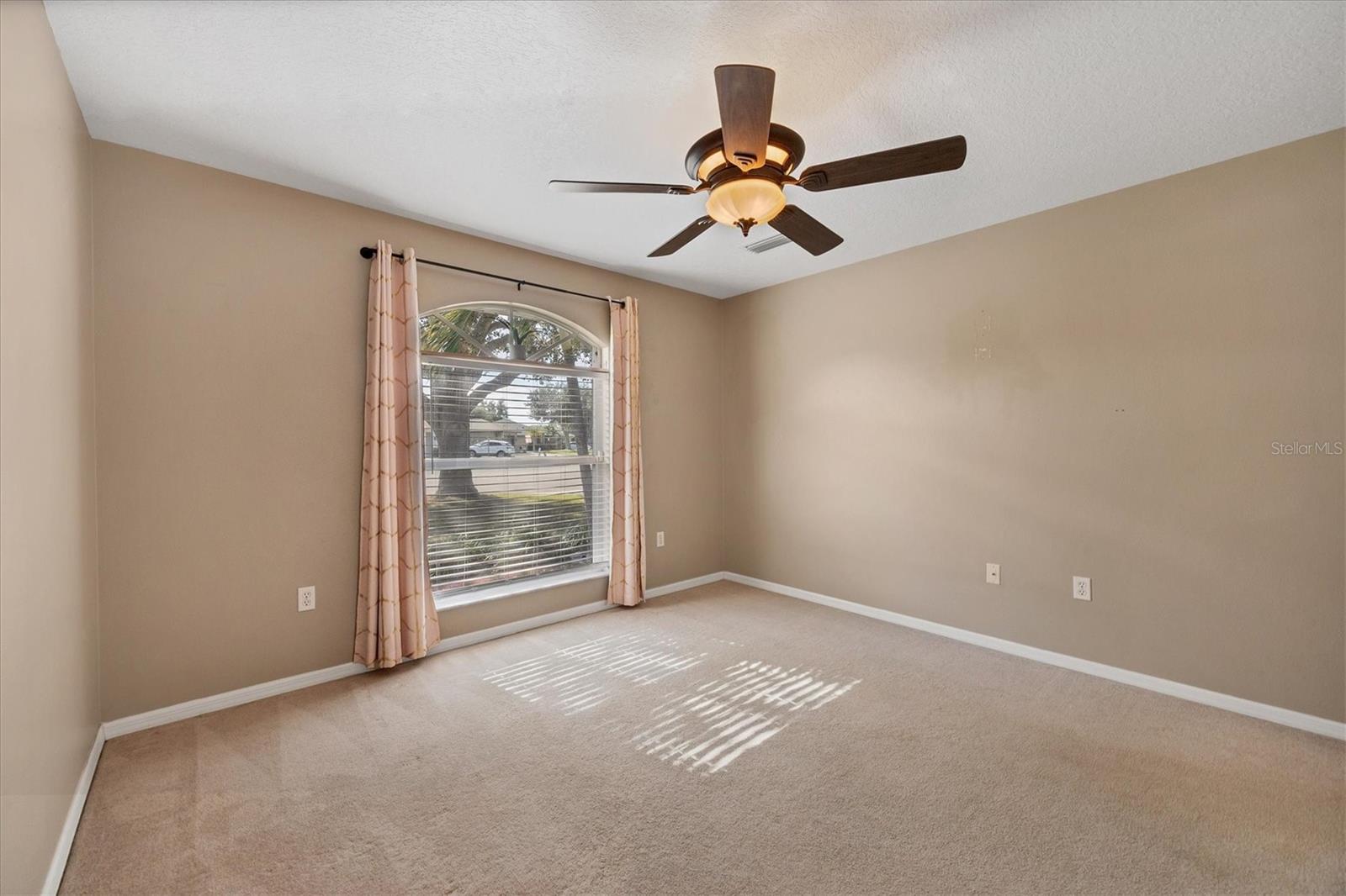 RIVERS EDGE - Residential