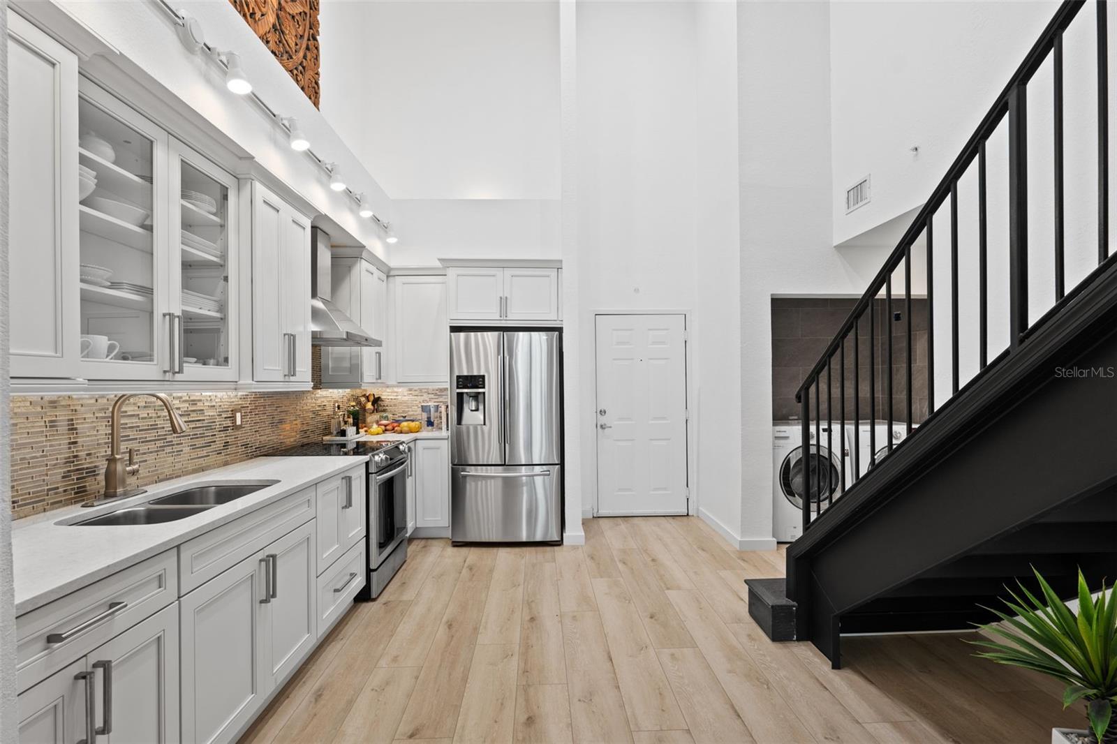 PARKCREST HARBOUR ISLAND CONDO - Residential