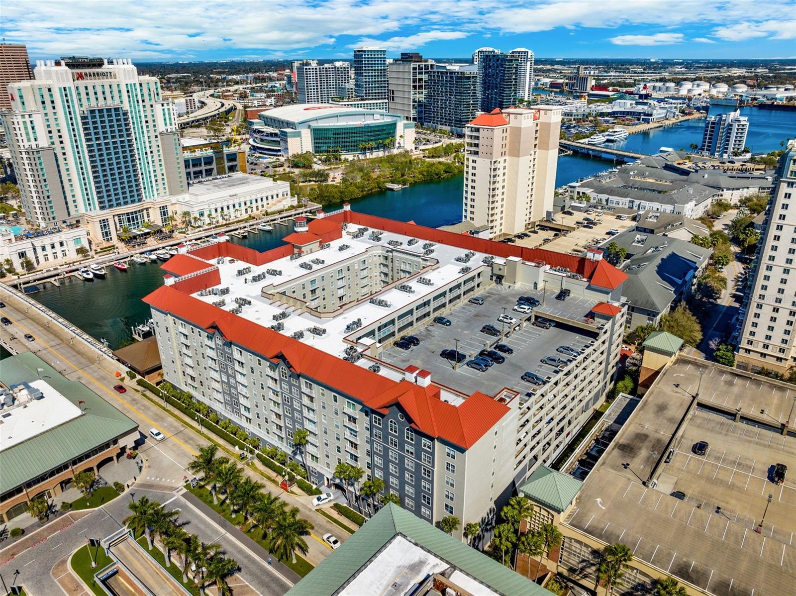 PARKCREST HARBOUR ISLAND CONDO - Residential