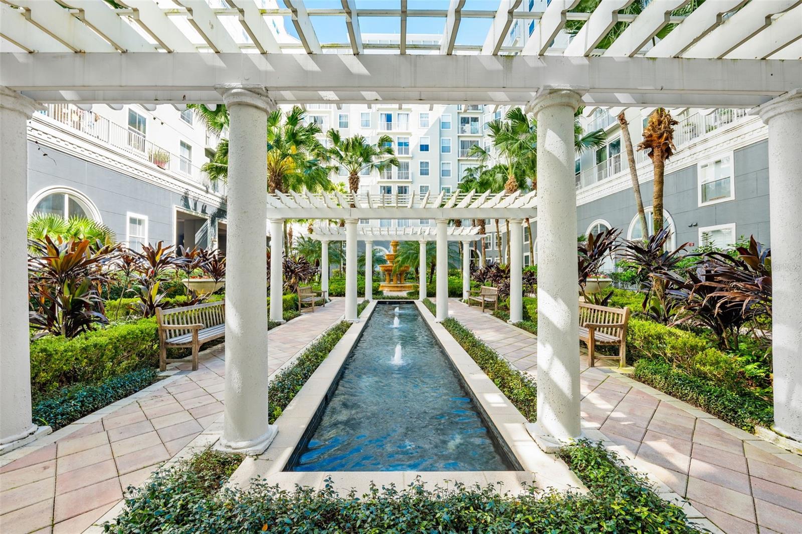 PARKCREST HARBOUR ISLAND CONDO - Residential