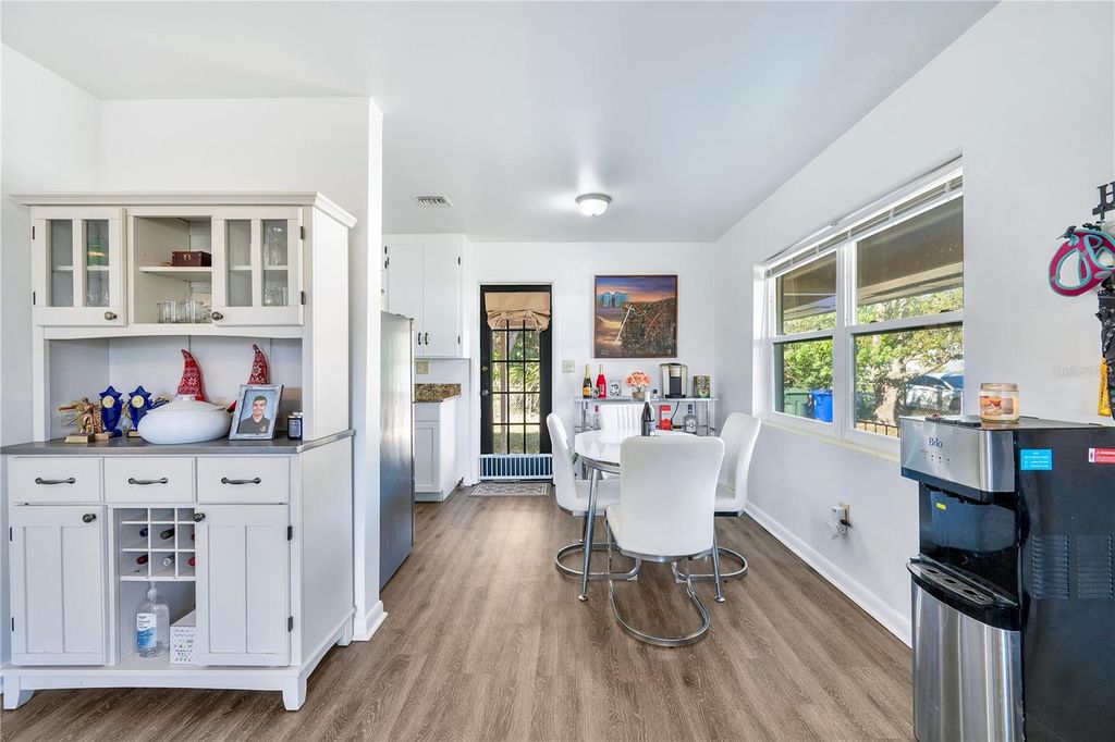 Photo of 120 Petteway Drive, Lakeland, FL 33805 (MLS # L4958073)