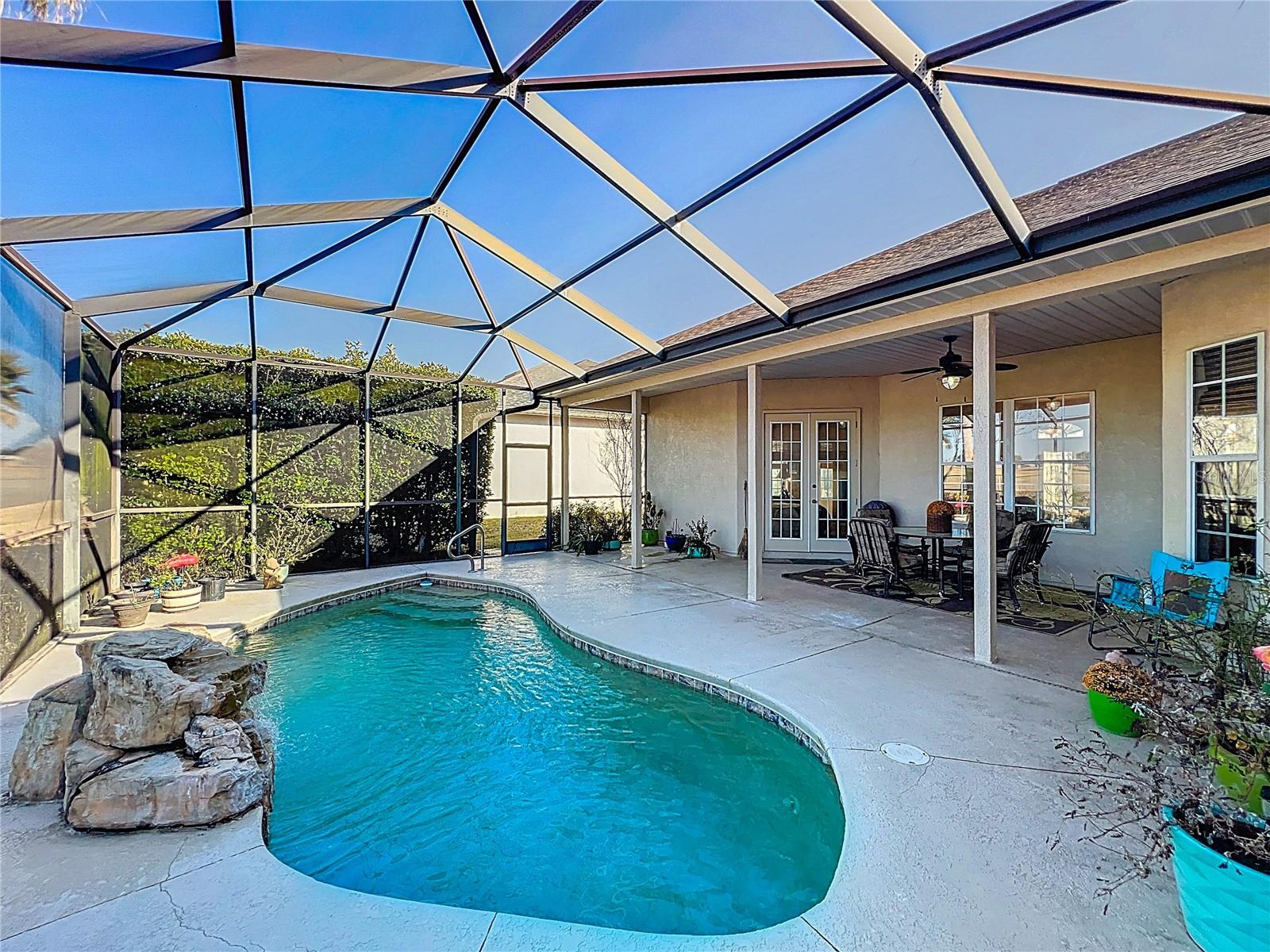 STONECREST UN 02/MEADOWS - Residential