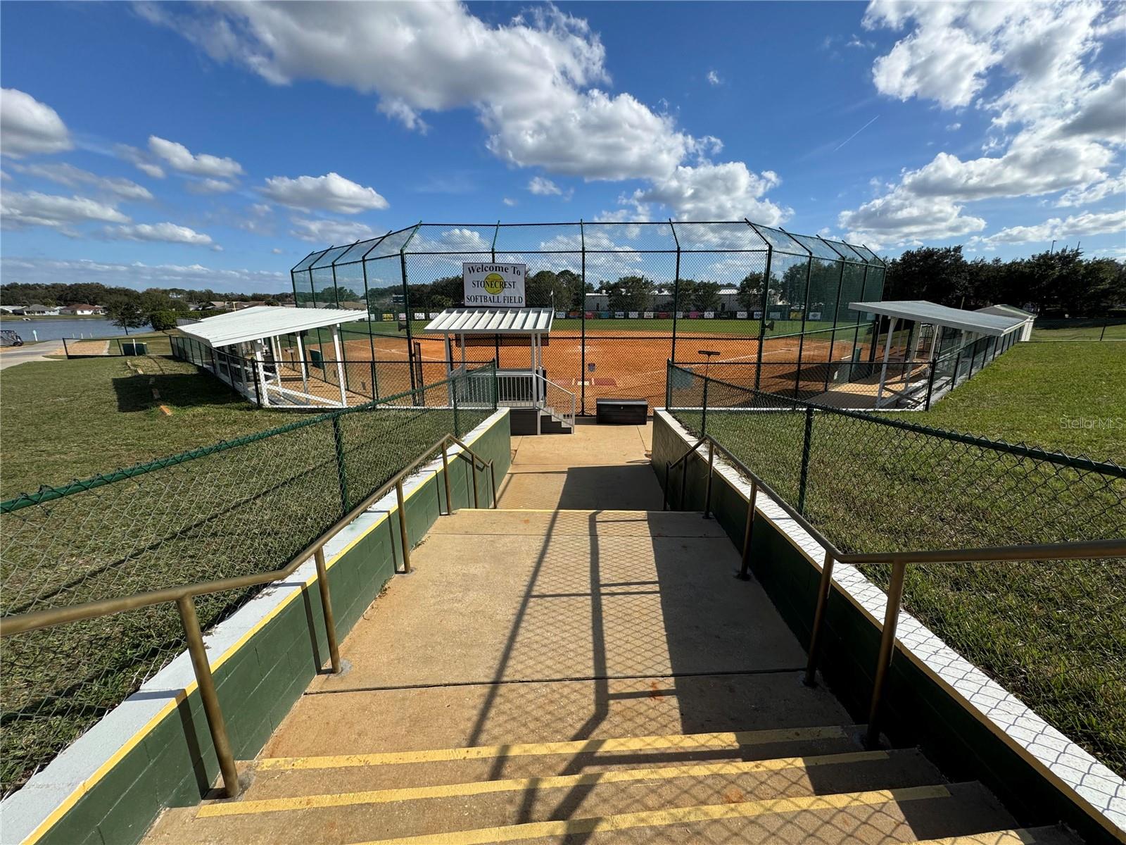 STONECREST UN 02/MEADOWS - Residential