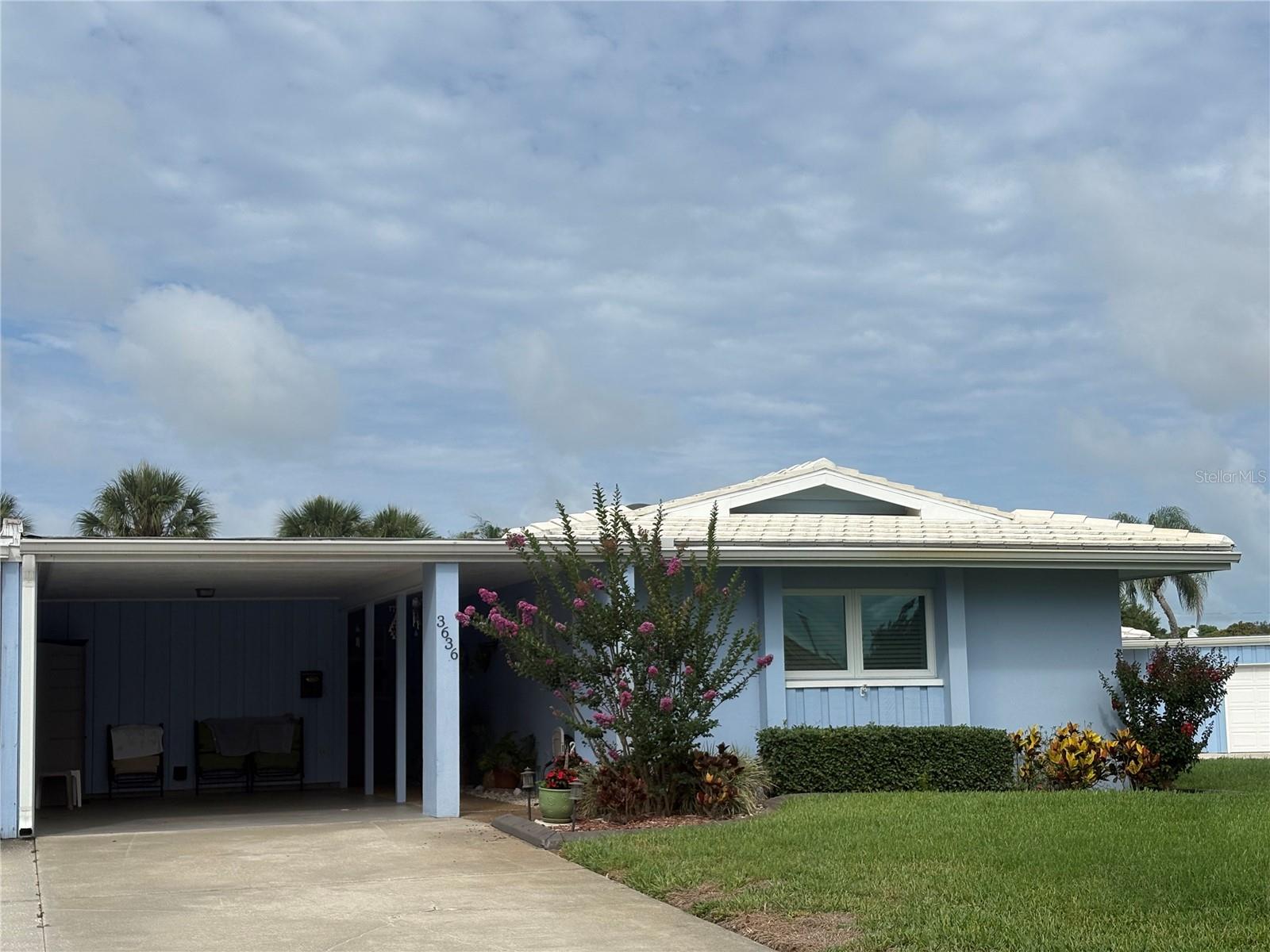 3636 VILLAGE GREEN DR 304