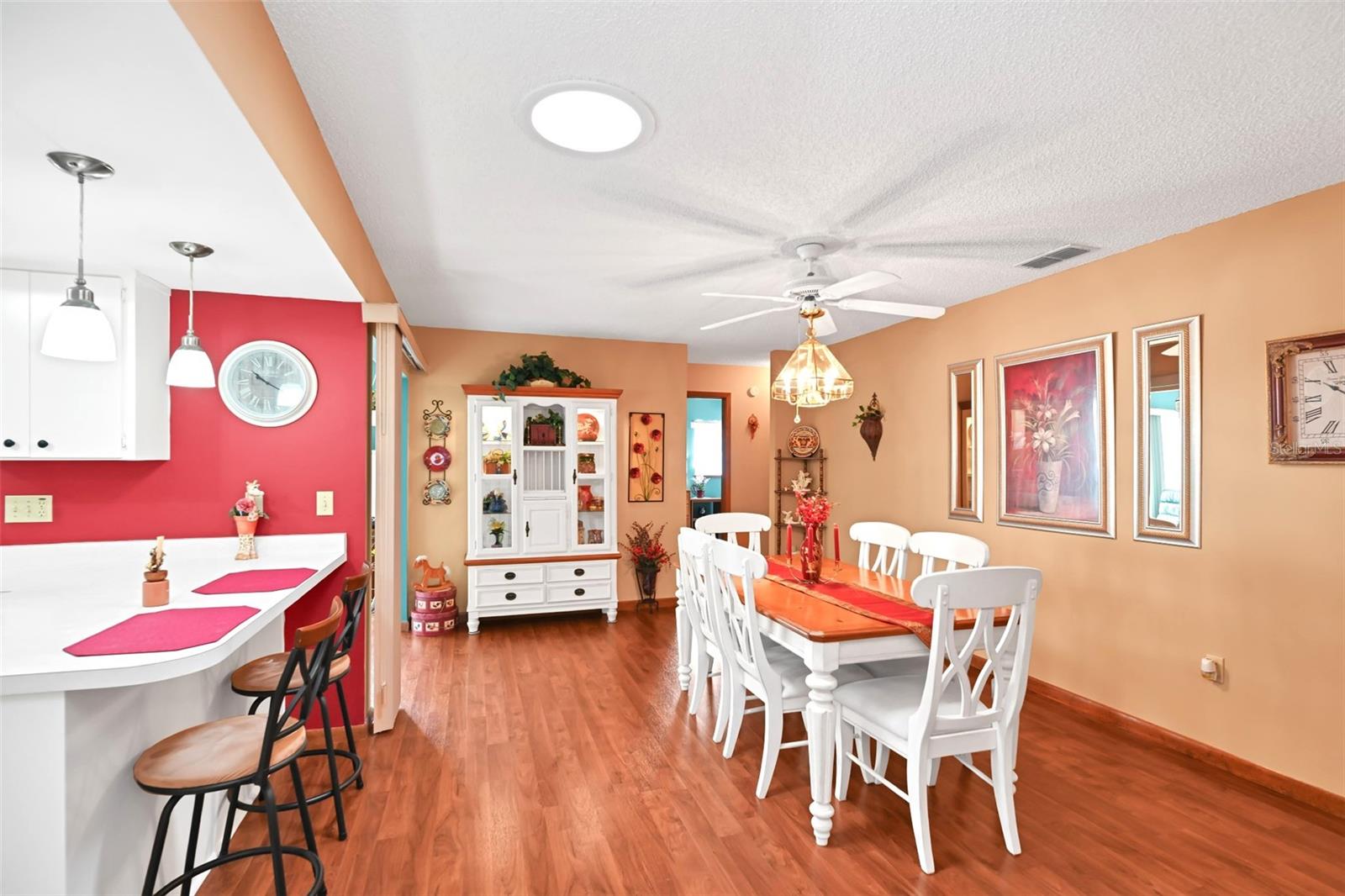 PALM CAY UN 02 & REPLAT/TRACTS - Residential