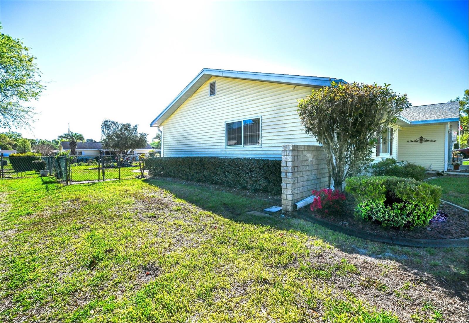 PALM CAY UN 02 & REPLAT/TRACTS - Residential