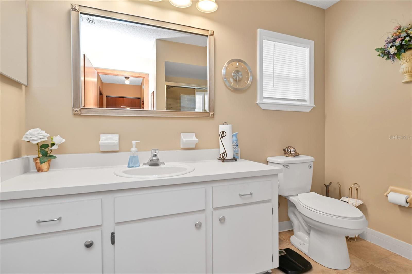 PALM CAY UN 02 & REPLAT/TRACTS - Residential