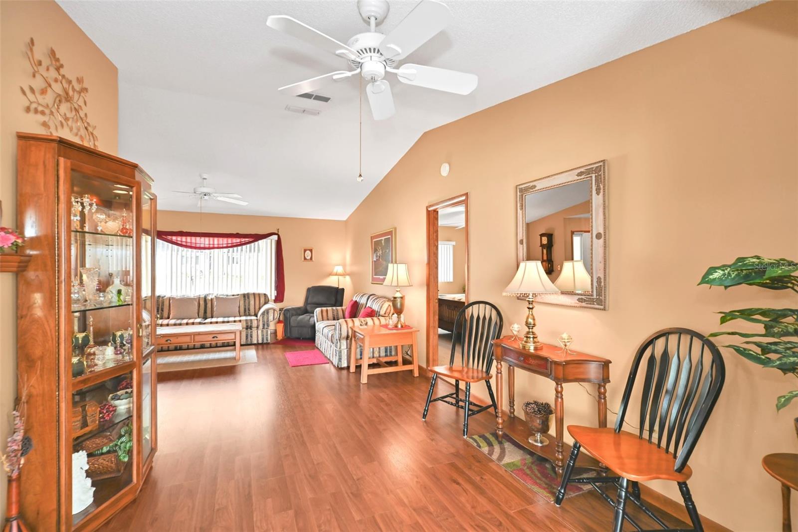 PALM CAY UN 02 & REPLAT/TRACTS - Residential