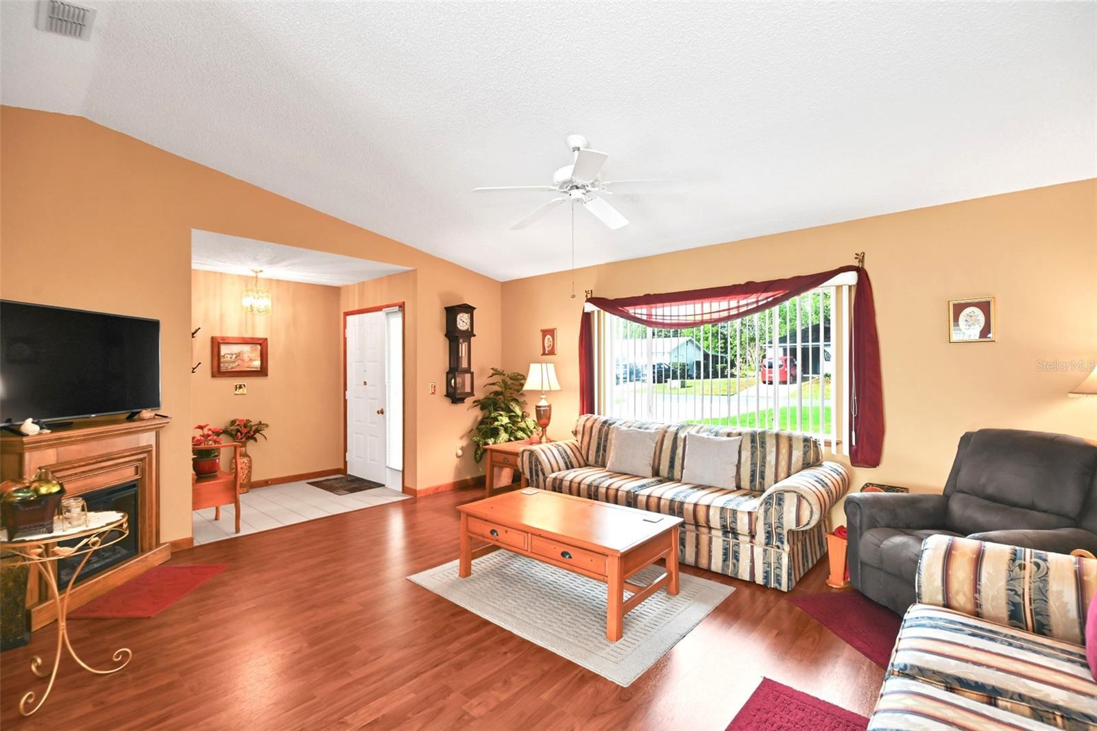 PALM CAY UN 02 & REPLAT/TRACTS - Residential