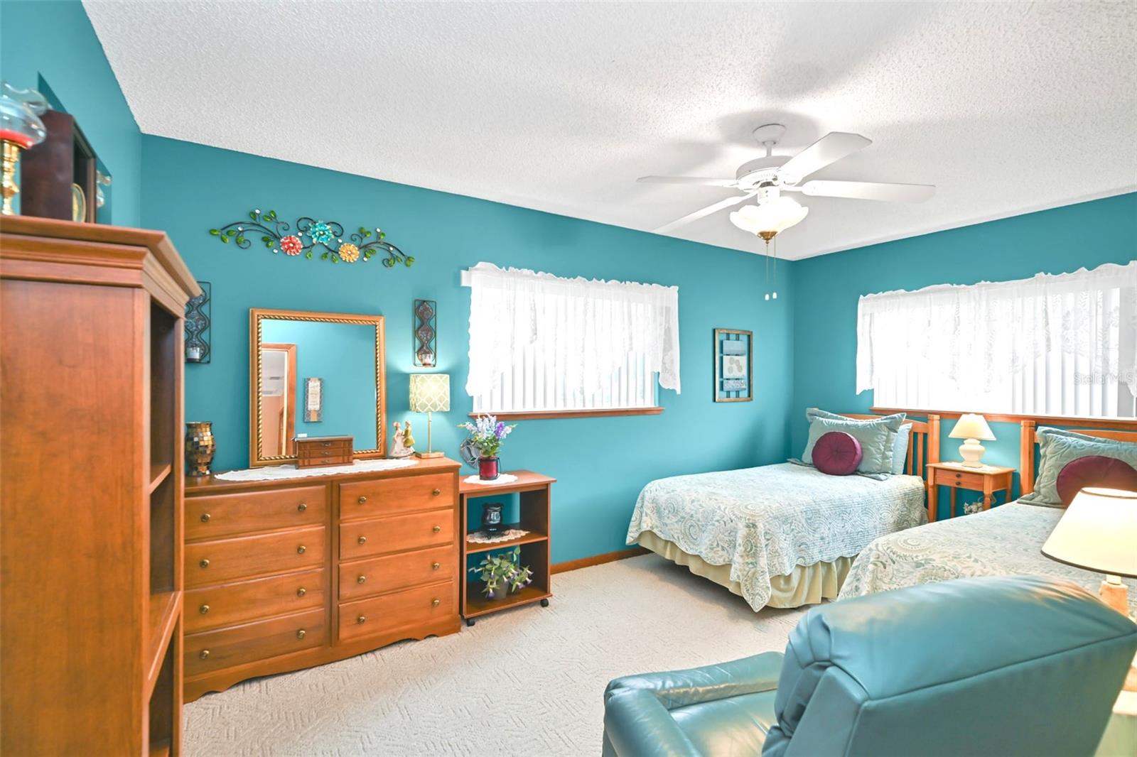 PALM CAY UN 02 & REPLAT/TRACTS - Residential