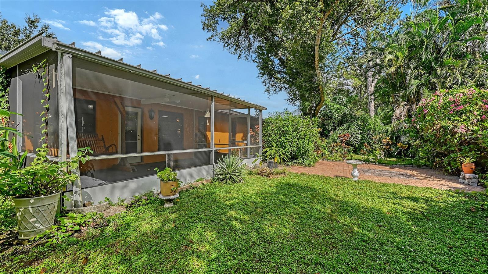 BENEVA PINES - Residential