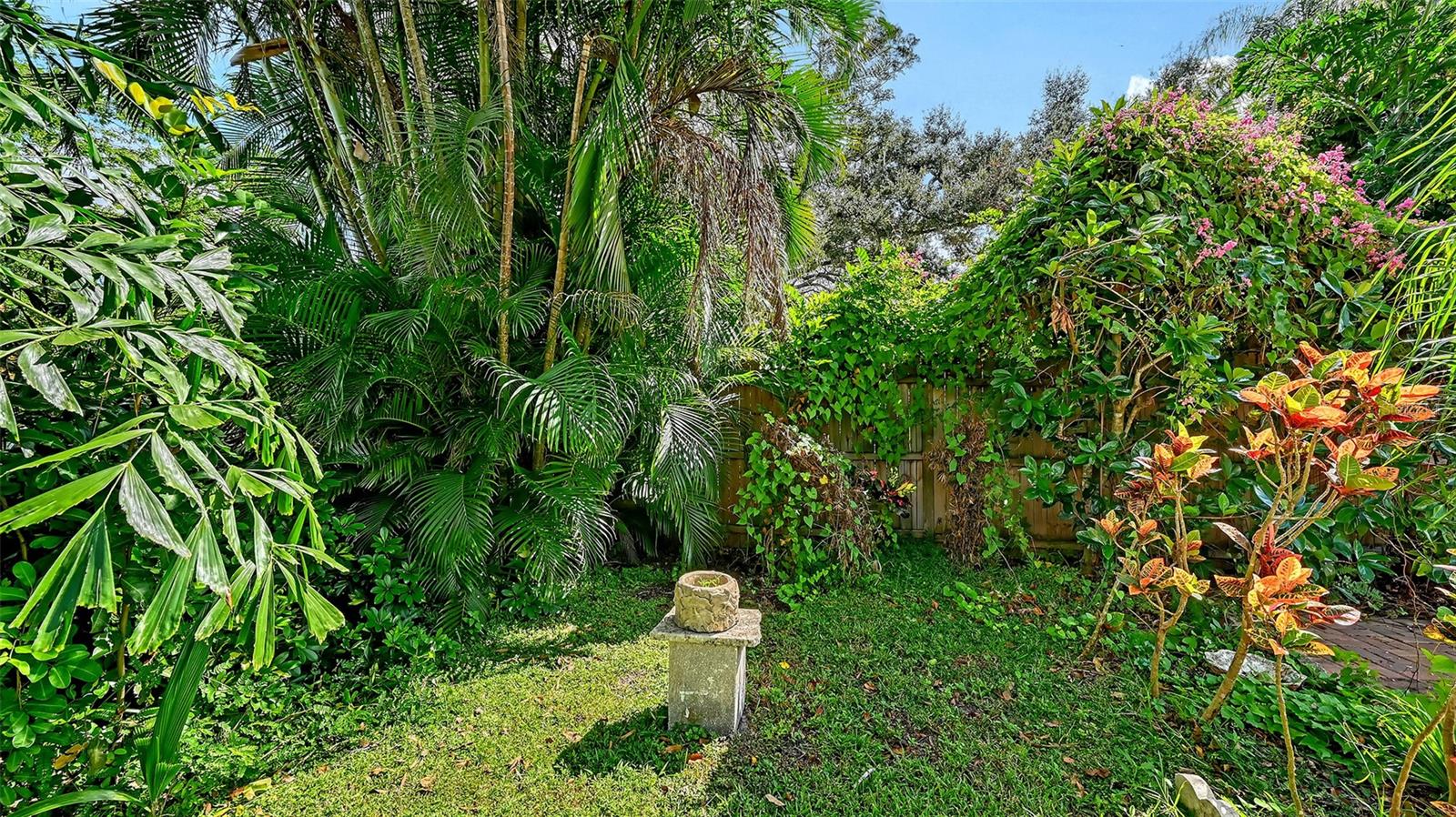 BENEVA PINES - Residential