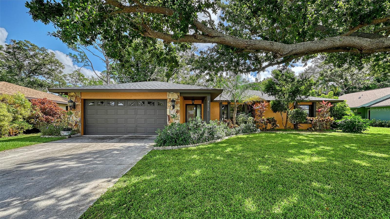 BENEVA PINES - Residential