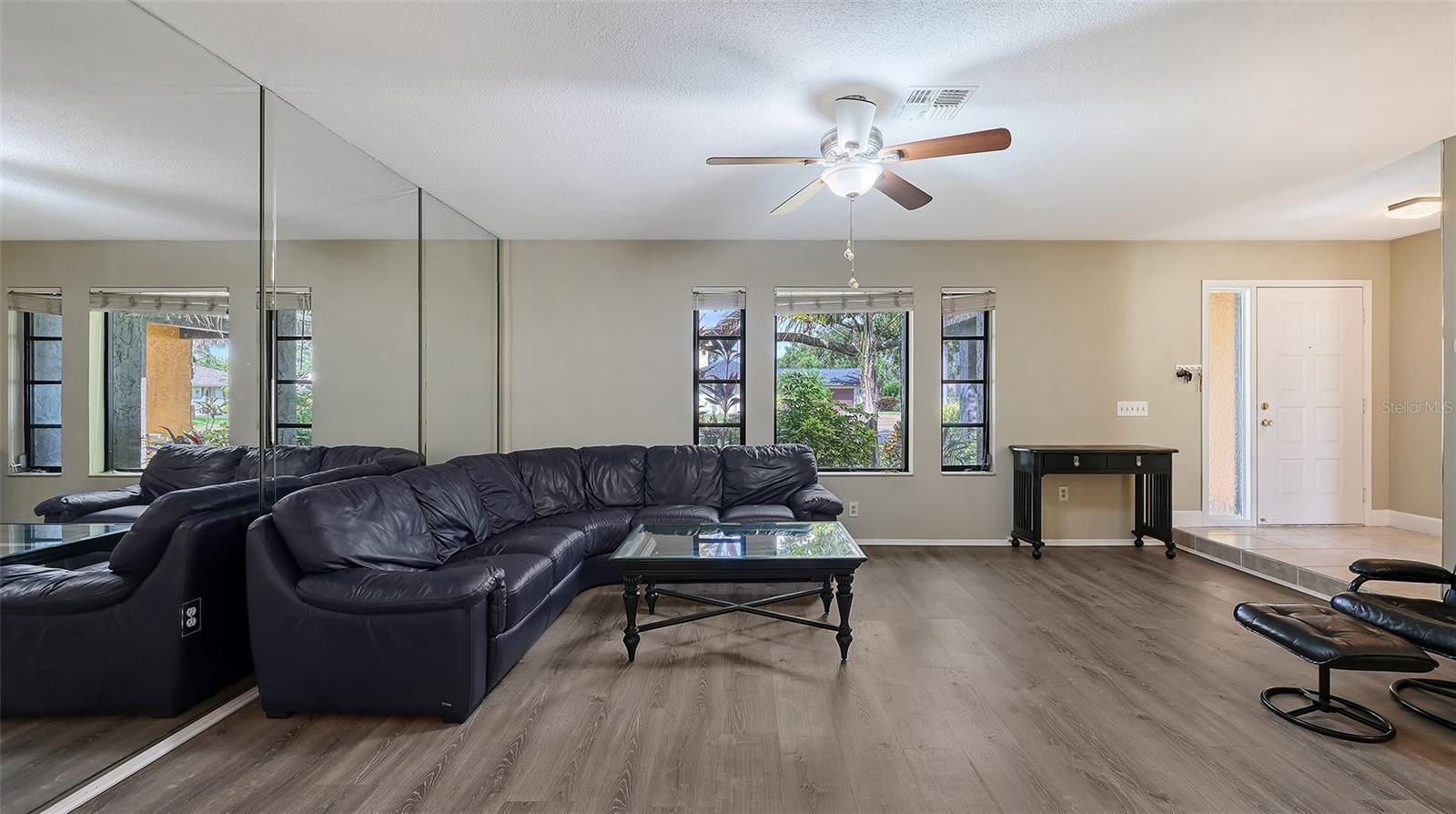 BENEVA PINES - Residential