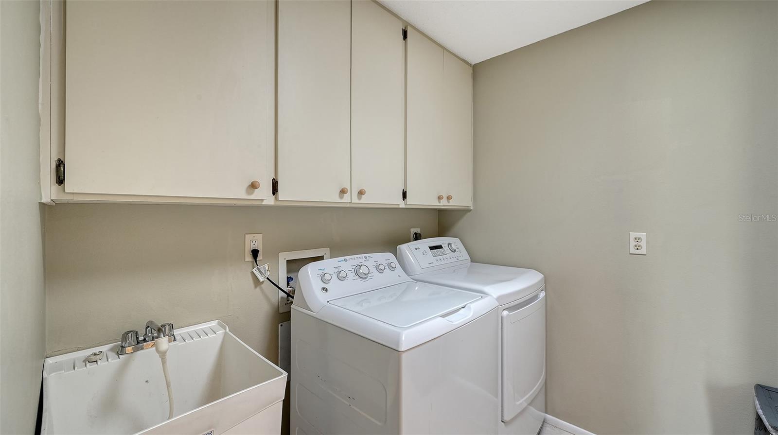 BENEVA PINES - Residential