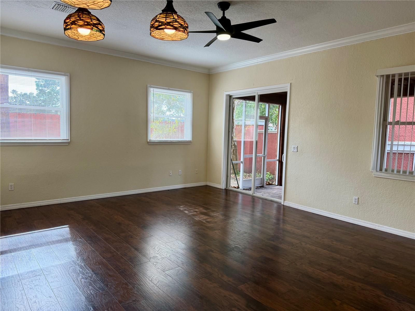 TOWNHOMES/CYPRESS WALK PH I - Residential Lease