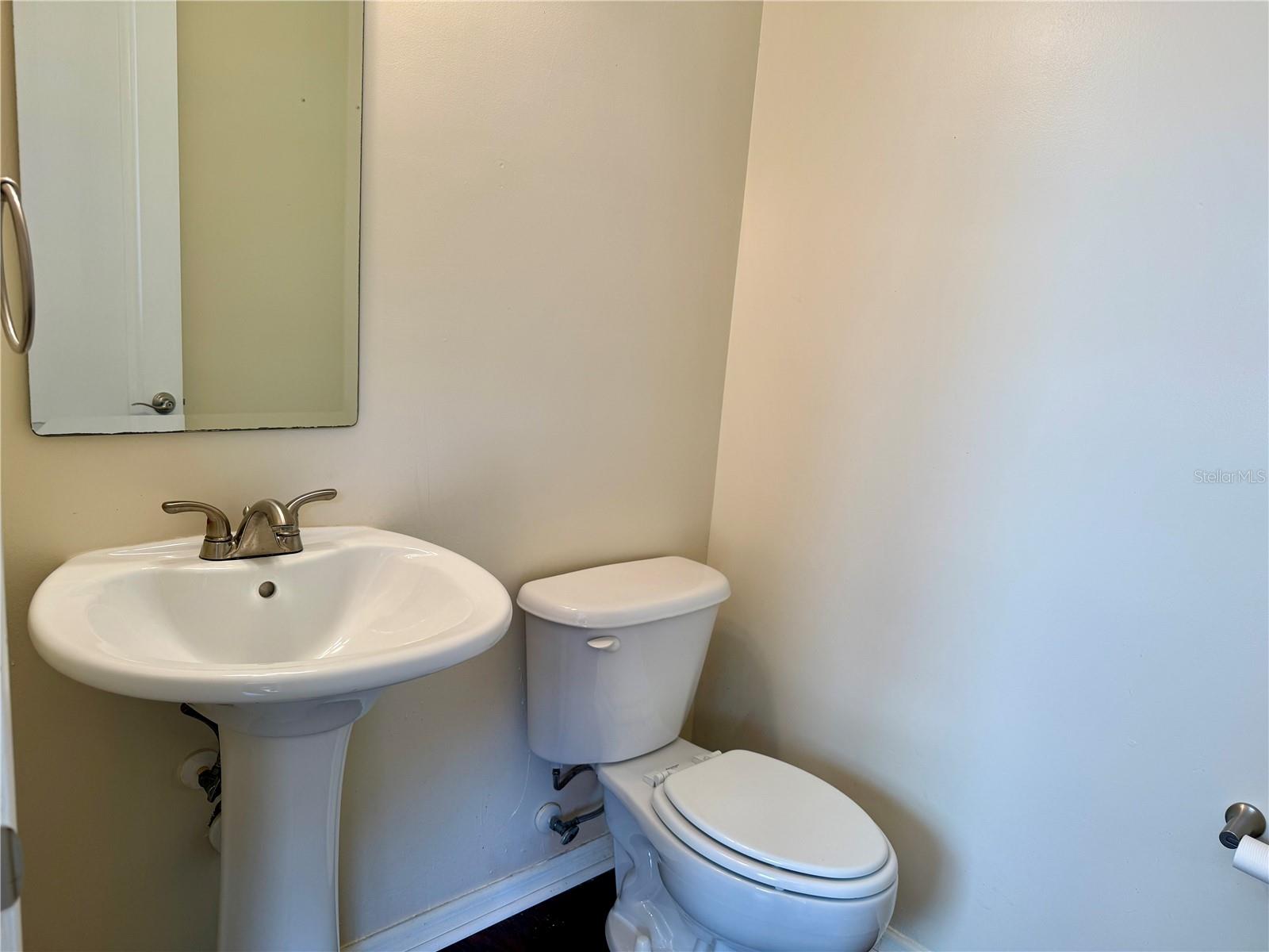 TOWNHOMES/CYPRESS WALK PH I - Residential Lease