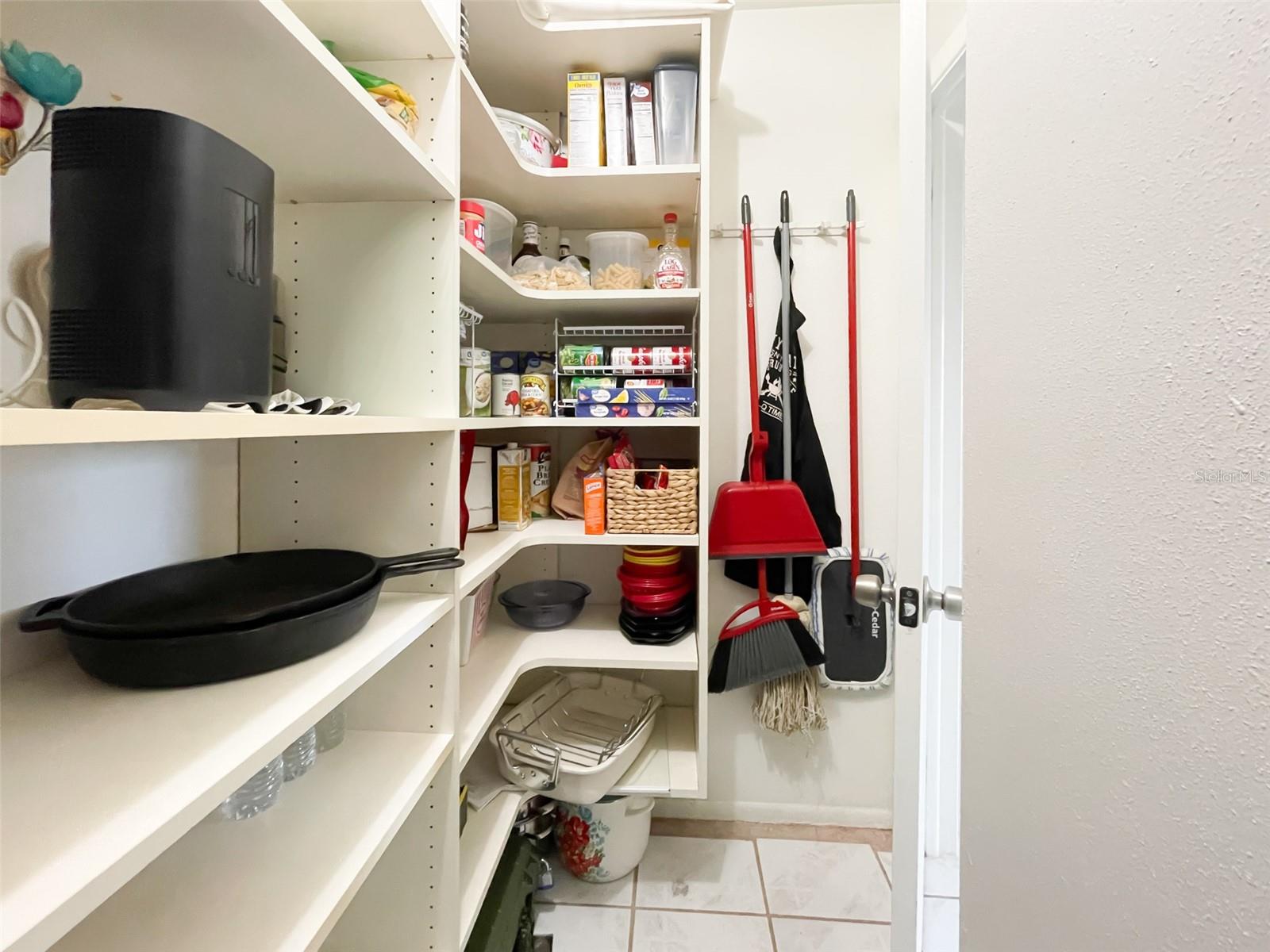 TAHITIAN GARDENS CONDO - Residential