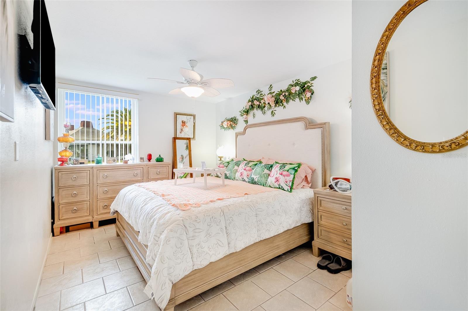 TAHITIAN GARDENS CONDO - Residential