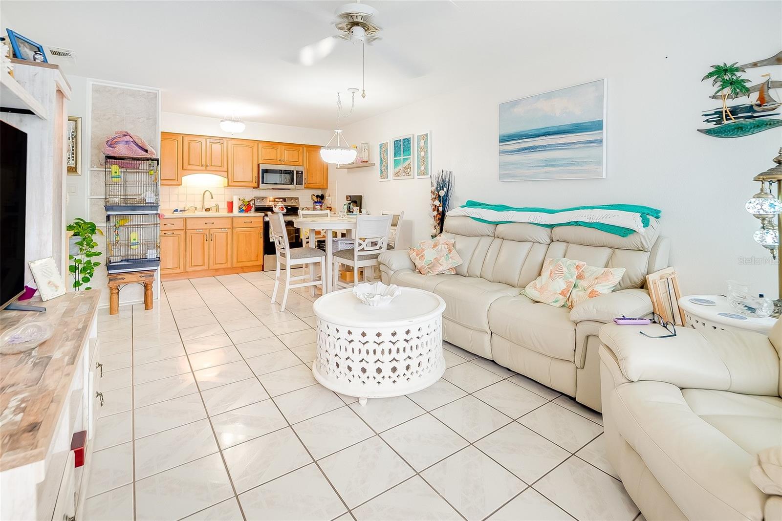 TAHITIAN GARDENS CONDO - Residential