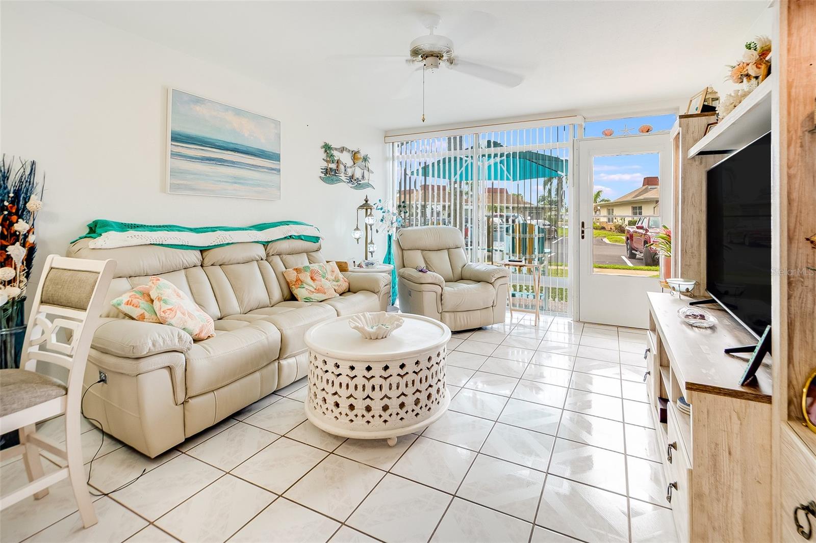 TAHITIAN GARDENS CONDO - Residential