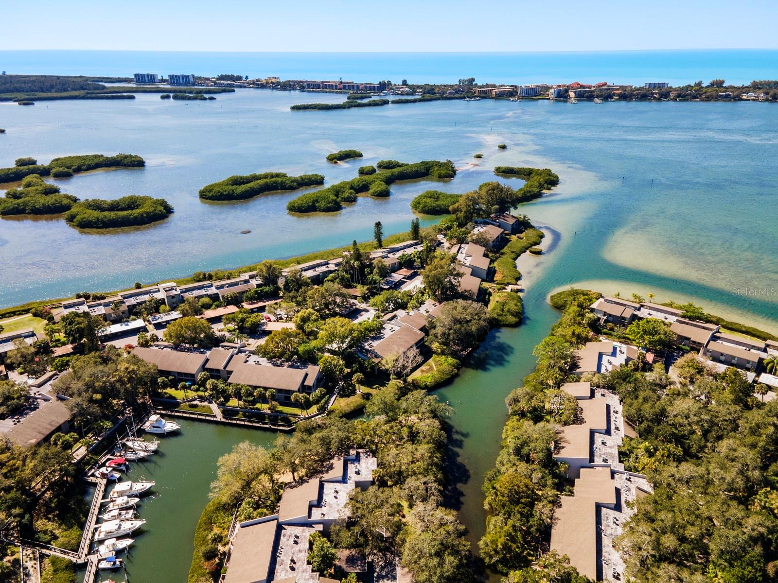 PELICAN COVE I - Residential