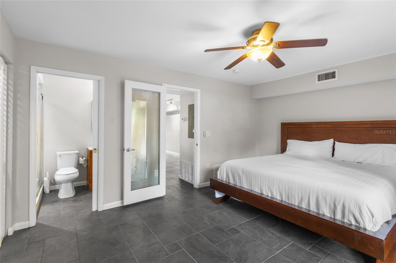 PELICAN COVE I - Residential