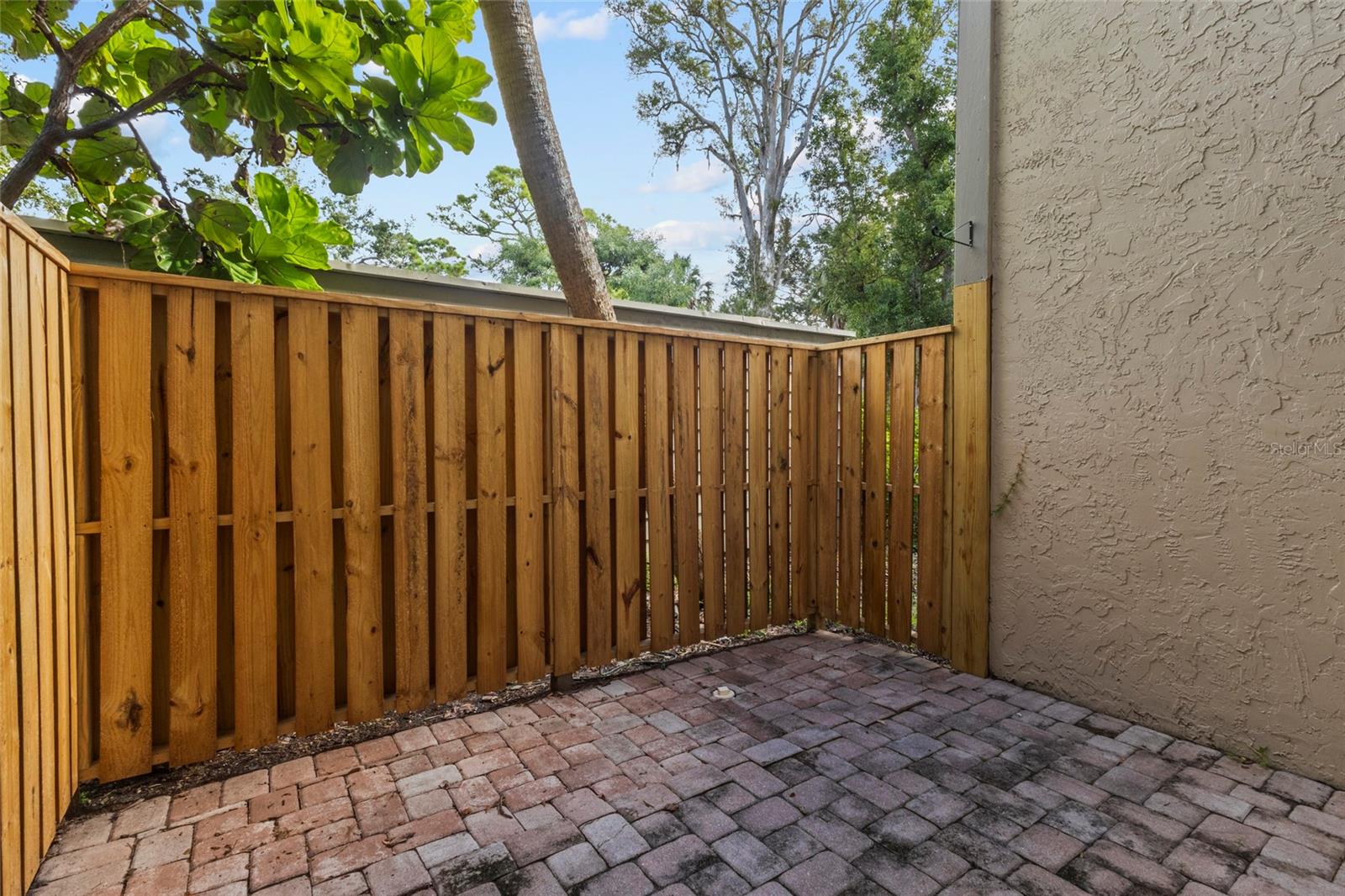 PELICAN COVE I - Residential