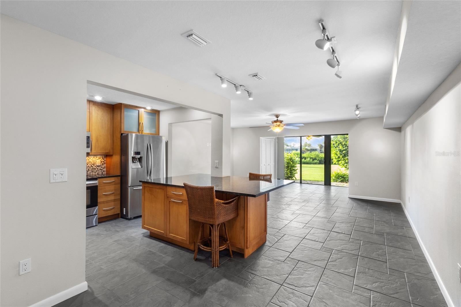 PELICAN COVE I - Residential