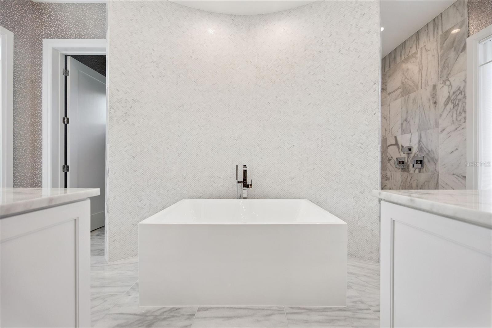 RARE WESTMORELAND REP - Residential