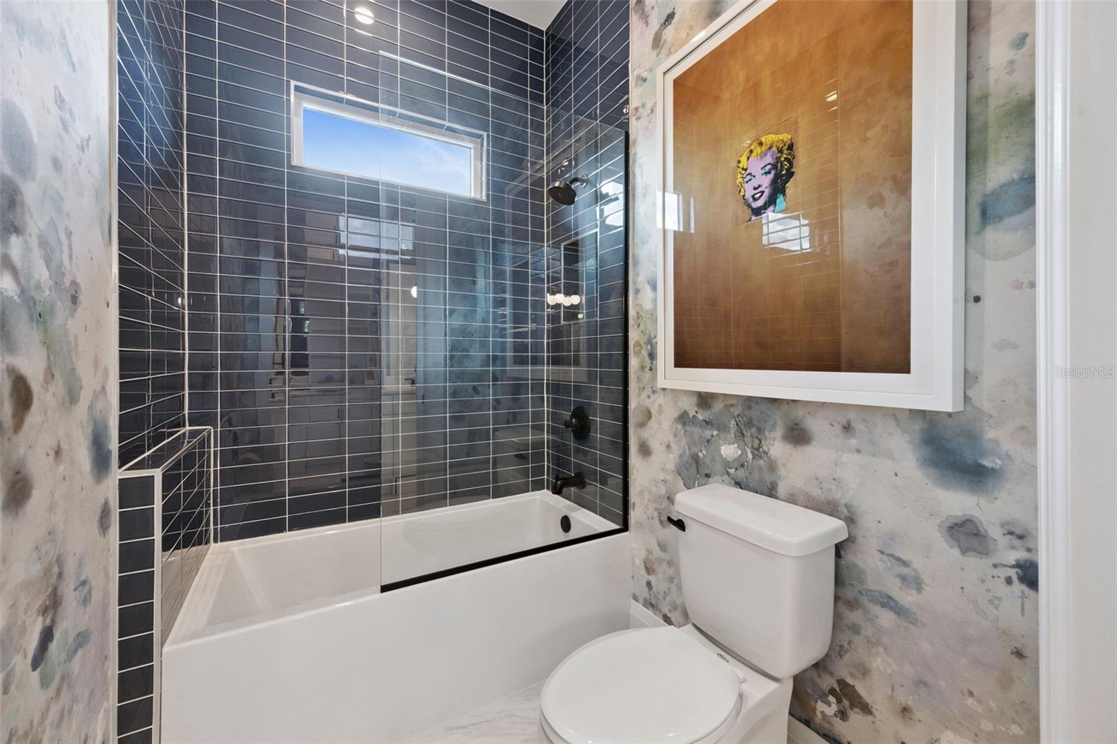 RARE WESTMORELAND REP - Residential