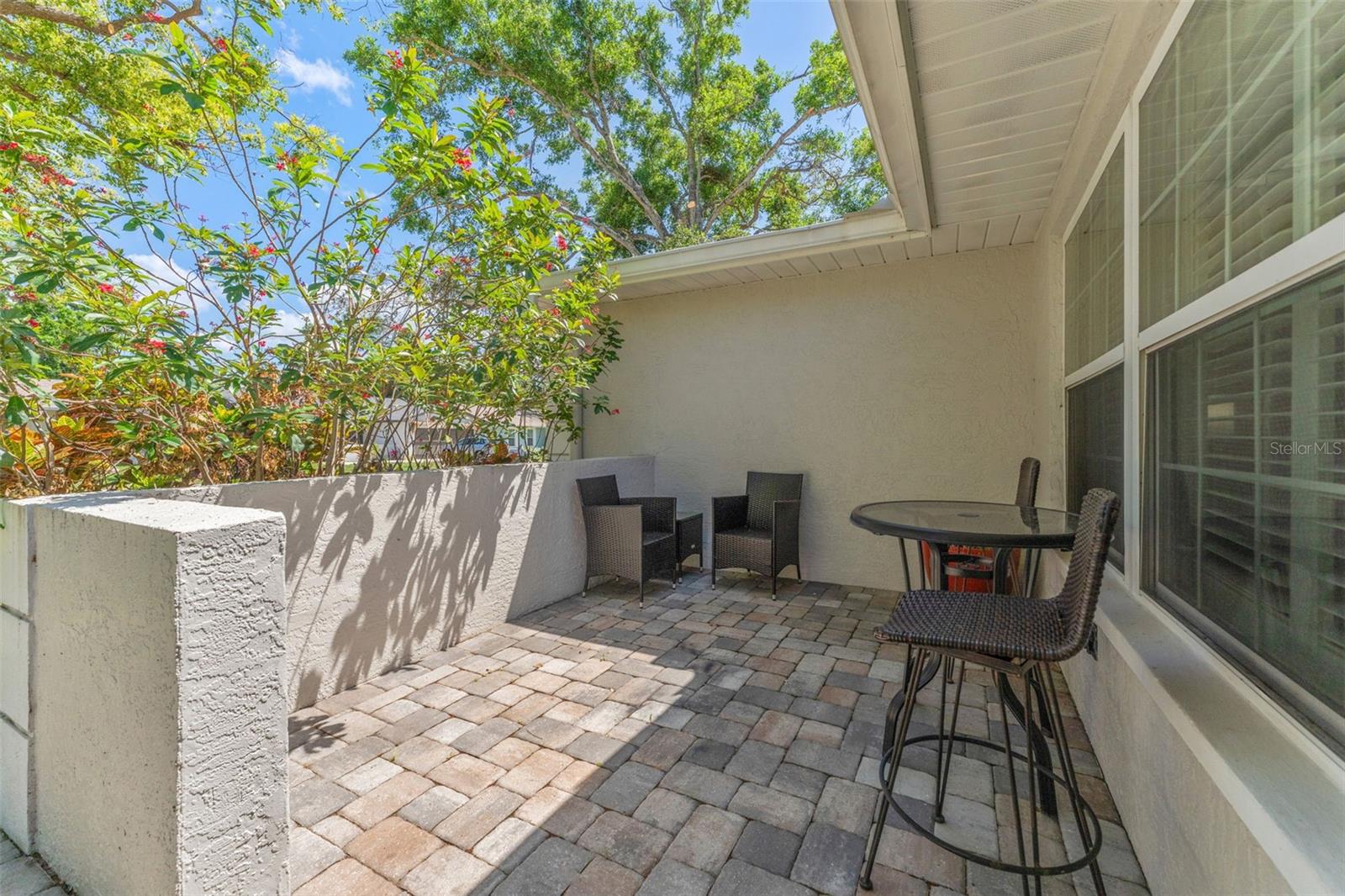 25 HARBOR OAKS CIRCLE