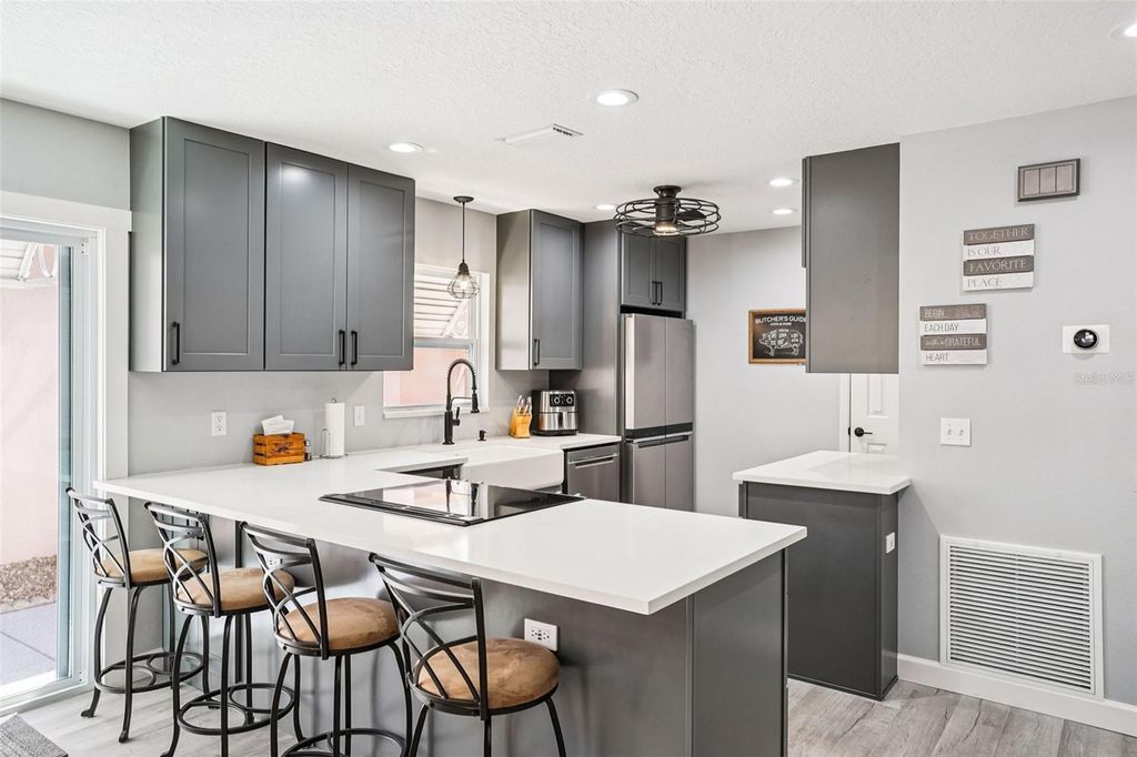 Photo of 809 Alvarado Place, The Villages, FL 32159 (MLS # G5103292)