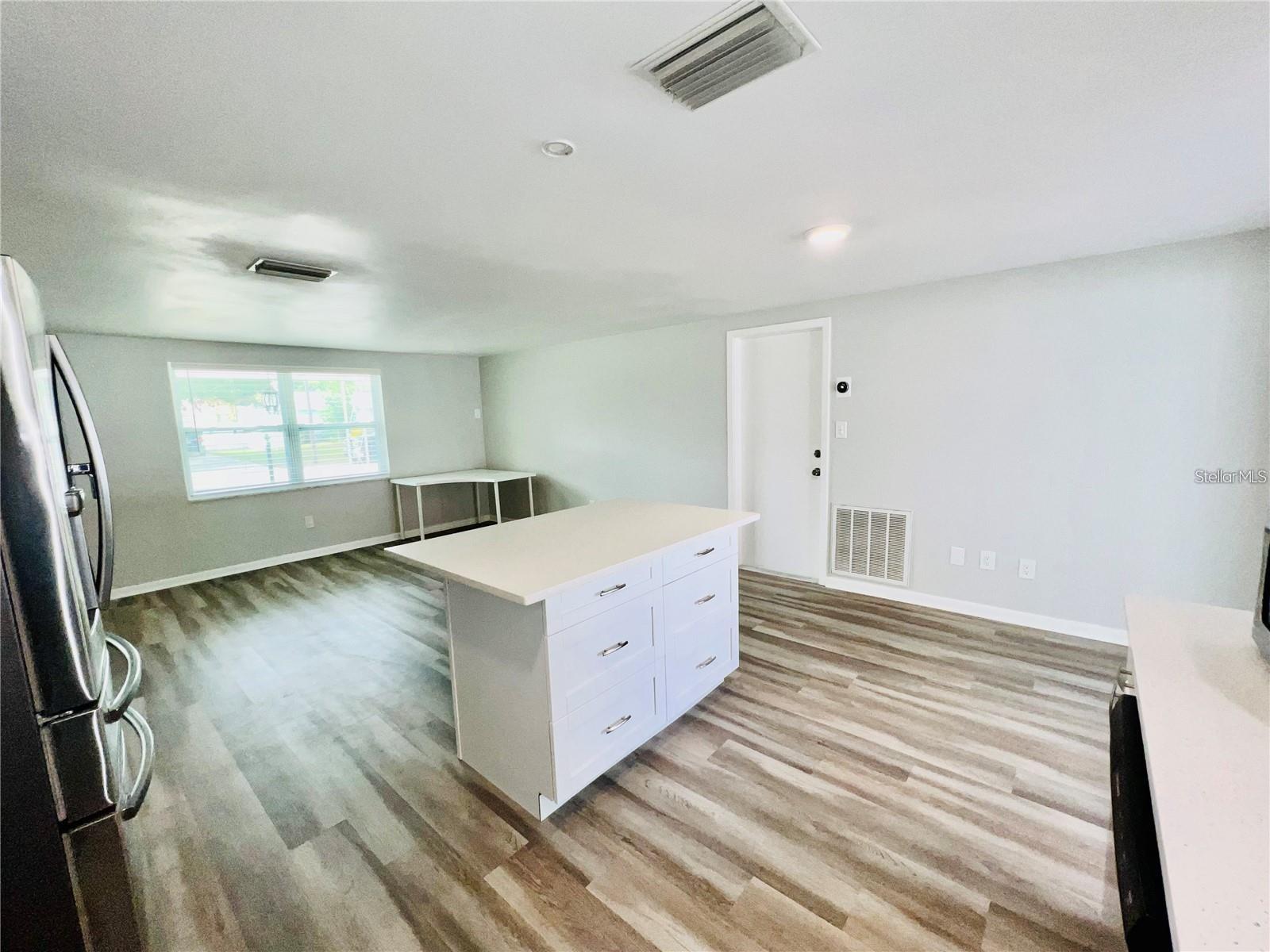 PLEASANT VIEW TERRACE 4TH ADD - Residential Lease