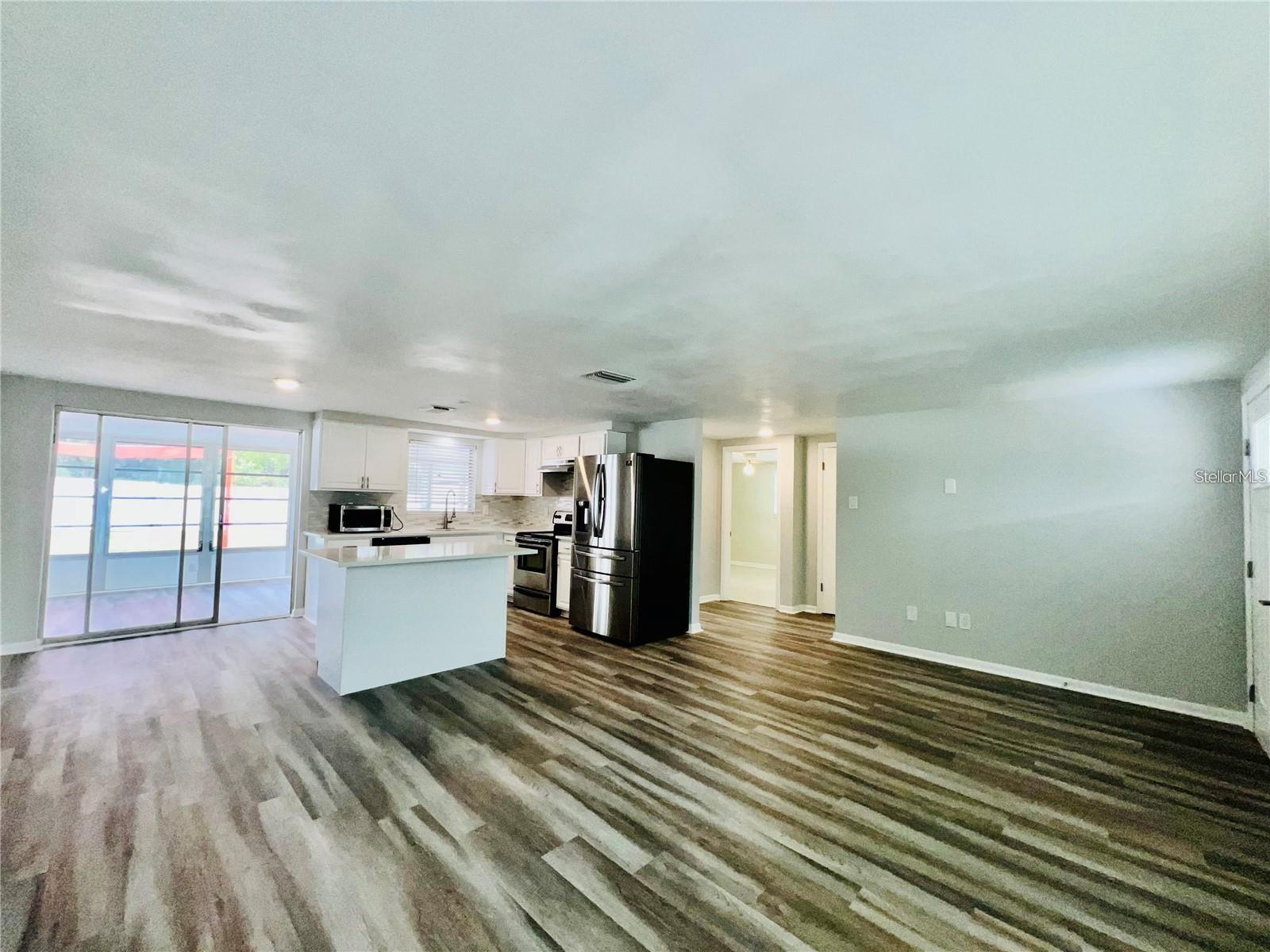 PLEASANT VIEW TERRACE 4TH ADD - Residential Lease