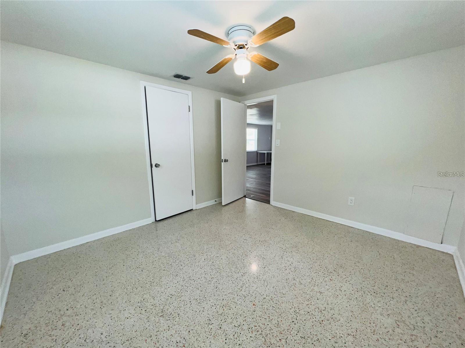 PLEASANT VIEW TERRACE 4TH ADD - Residential Lease