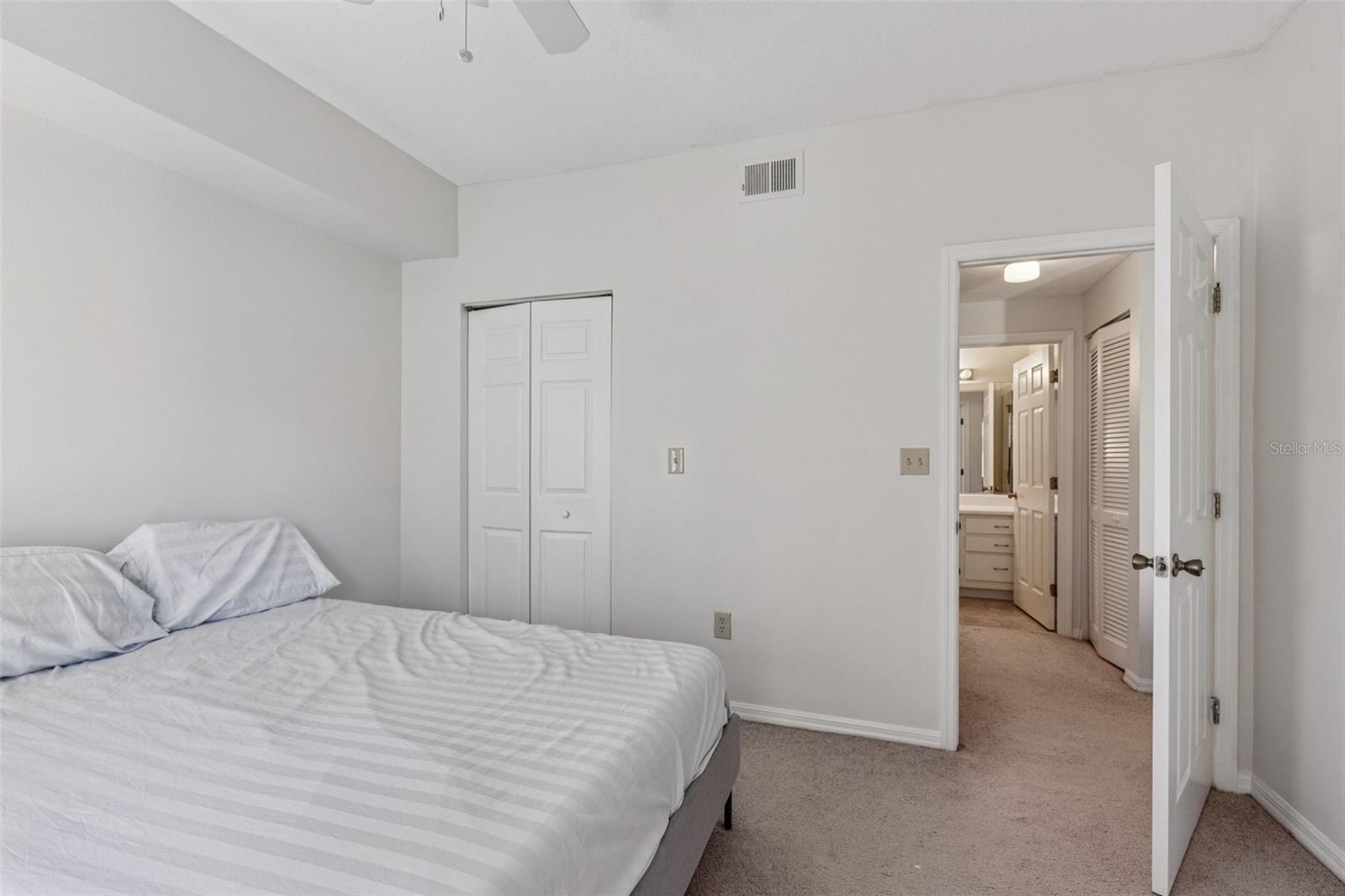 THE PINNACLE AT CARROLLWOOD A - Residential