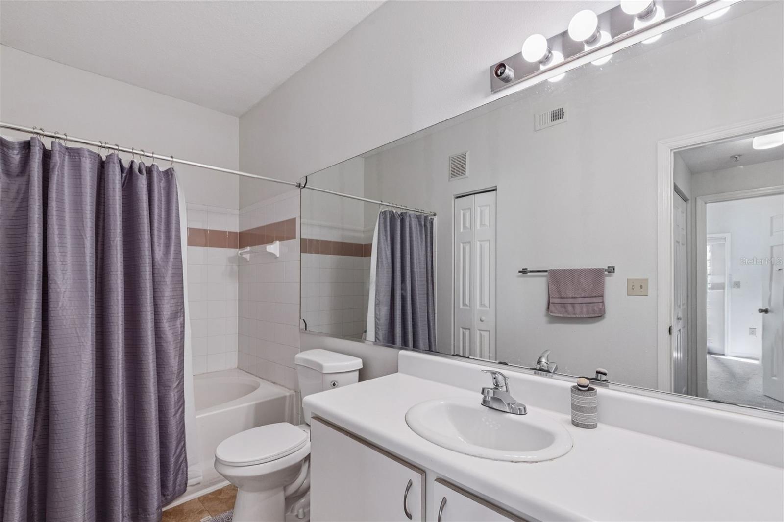 THE PINNACLE AT CARROLLWOOD A - Residential