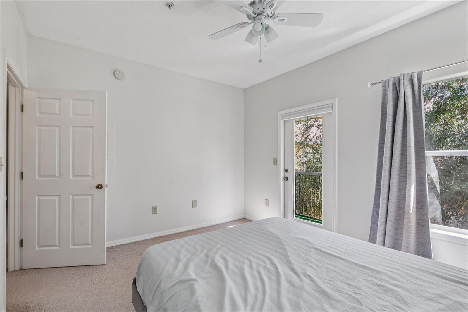 THE PINNACLE AT CARROLLWOOD A - Residential