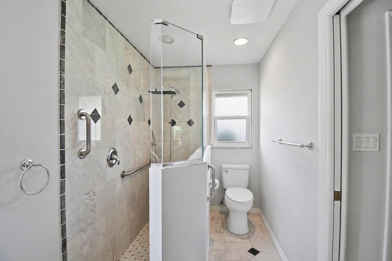 BENT TREE VILLAGE - Residential