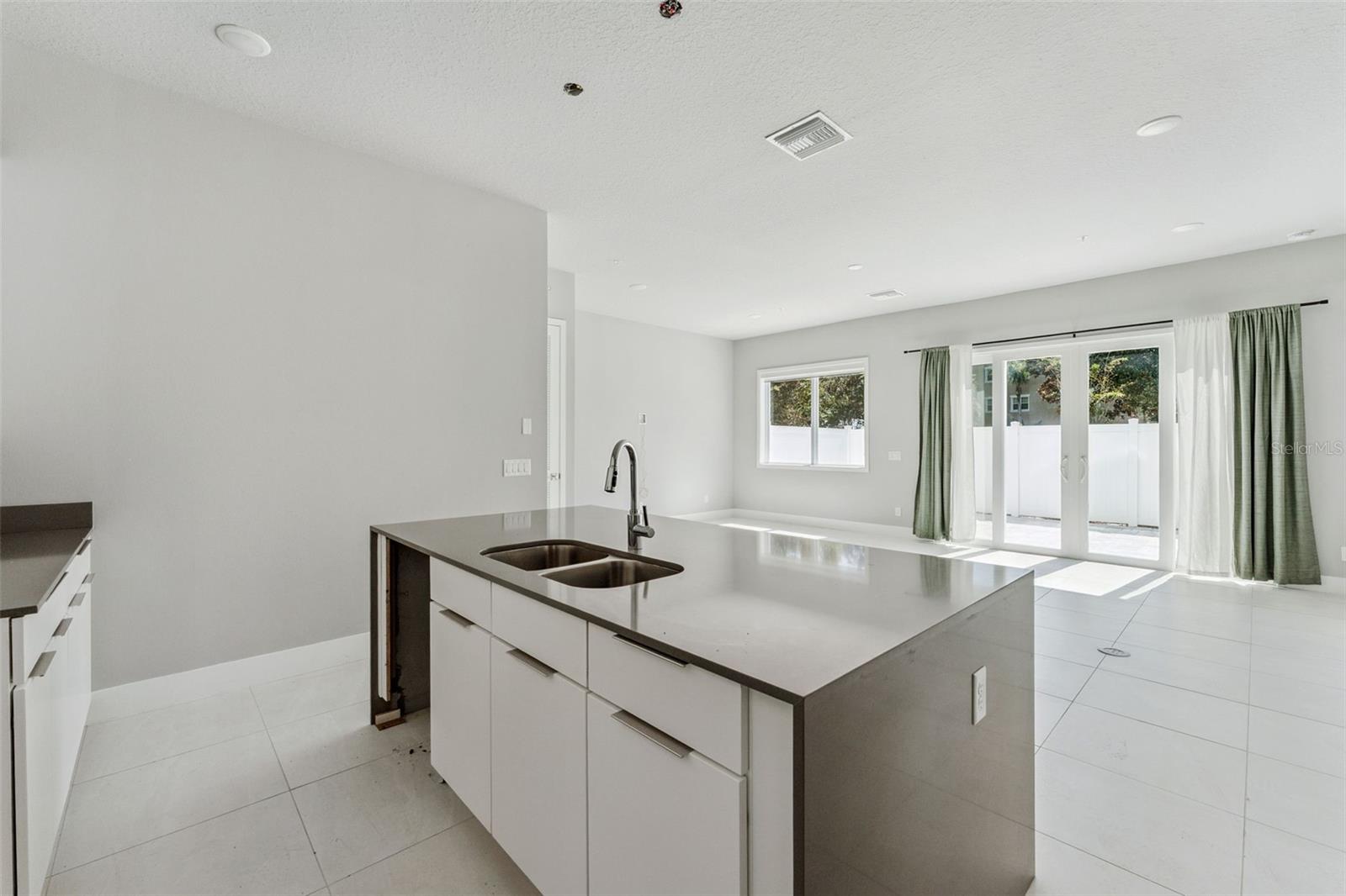 SPECTRUM AT REUNION CONDO PH 12 - Residential