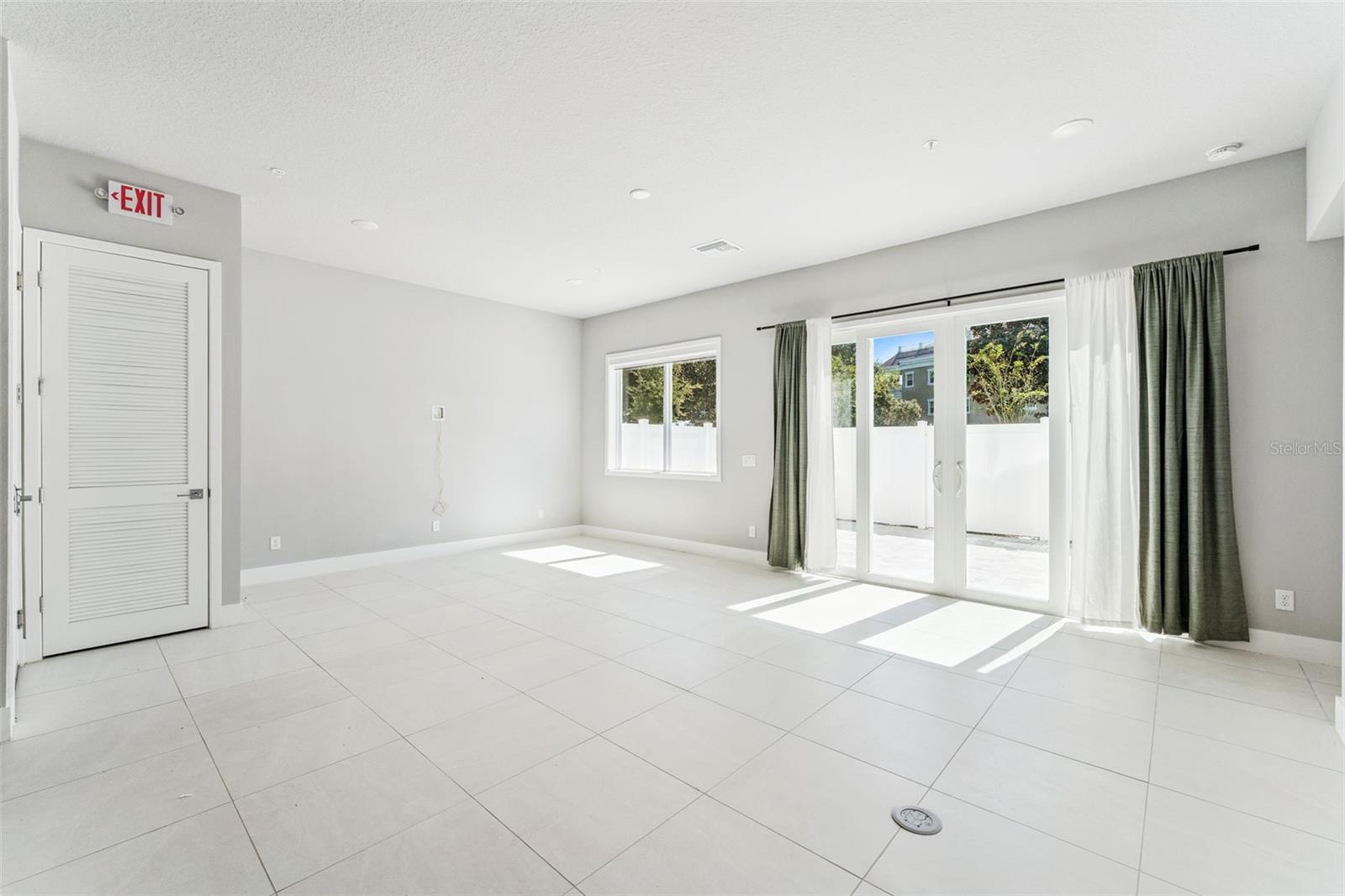 SPECTRUM AT REUNION CONDO PH 12 - Residential